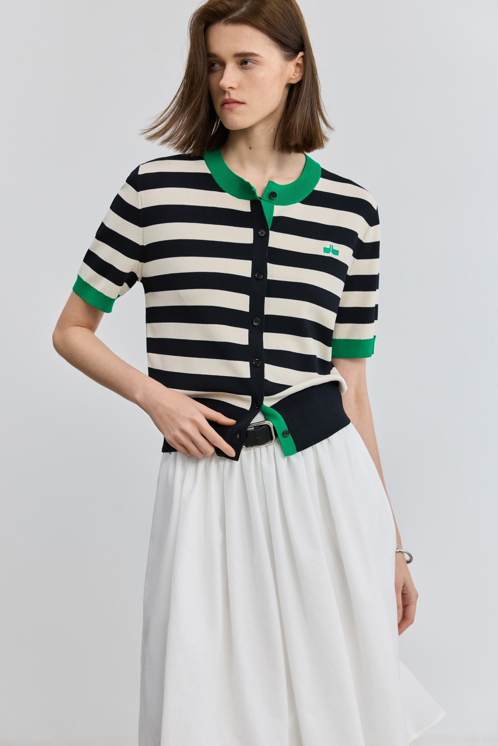 #color_Off White