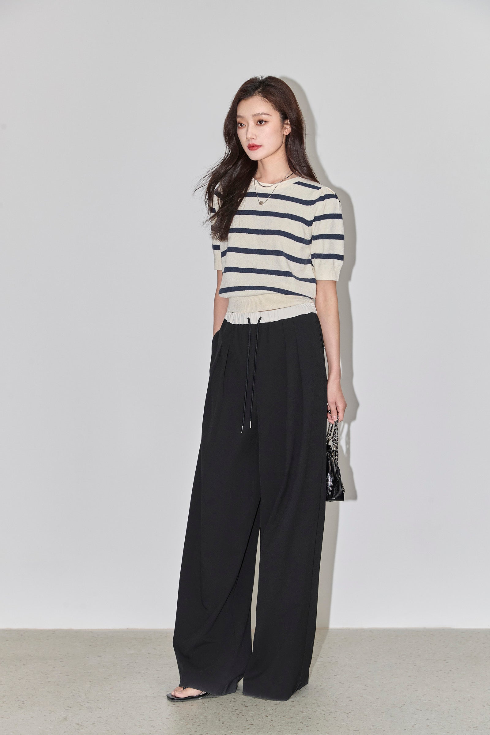 #color_Off White