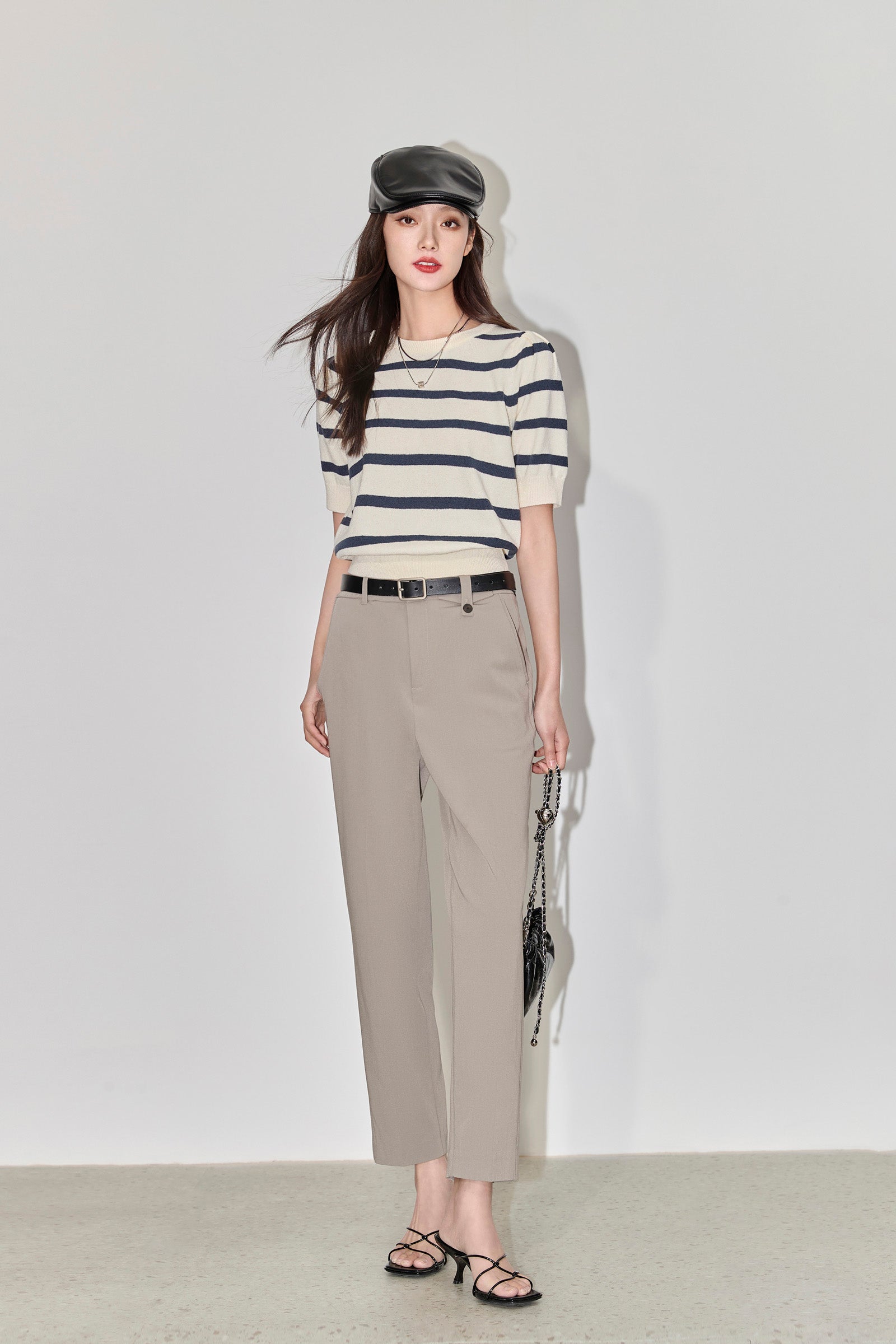 #color_Off White