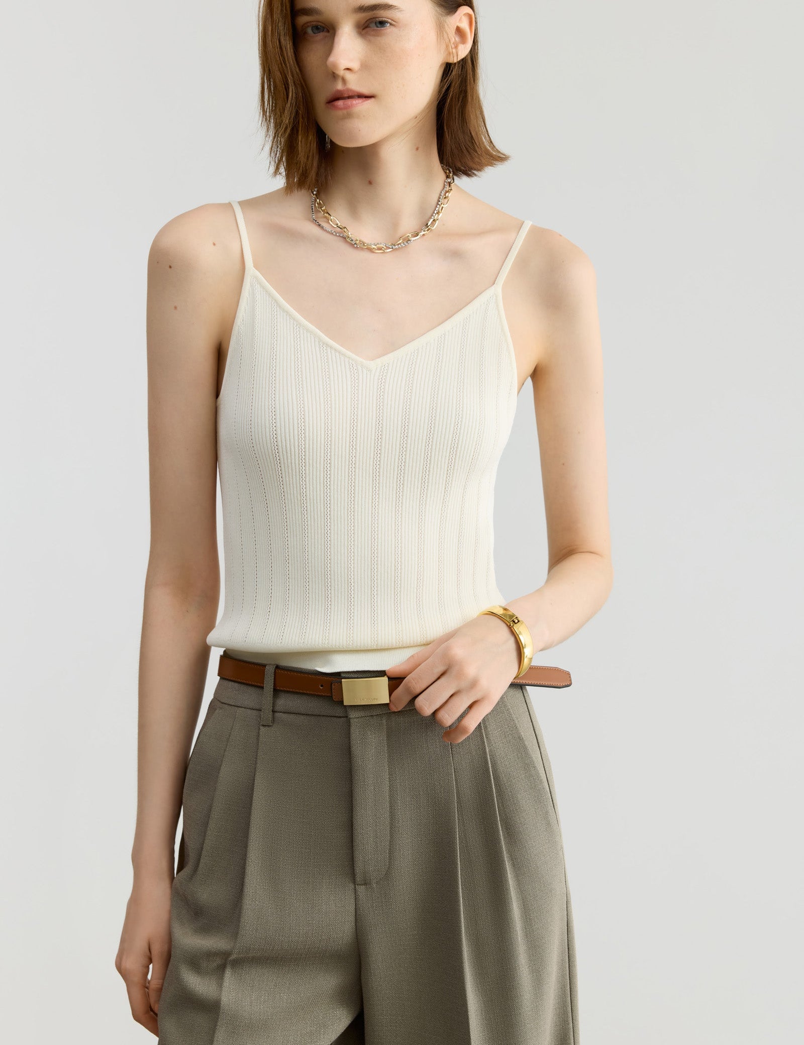#color_Off White