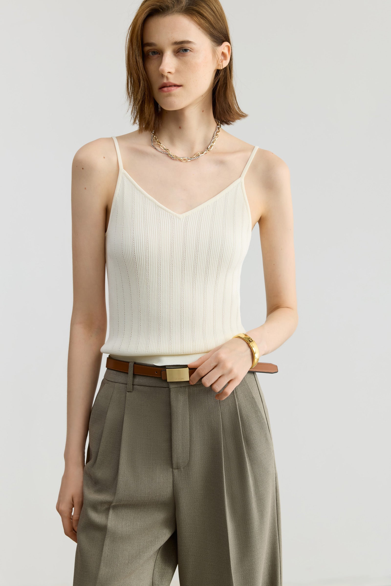 #color_Off White