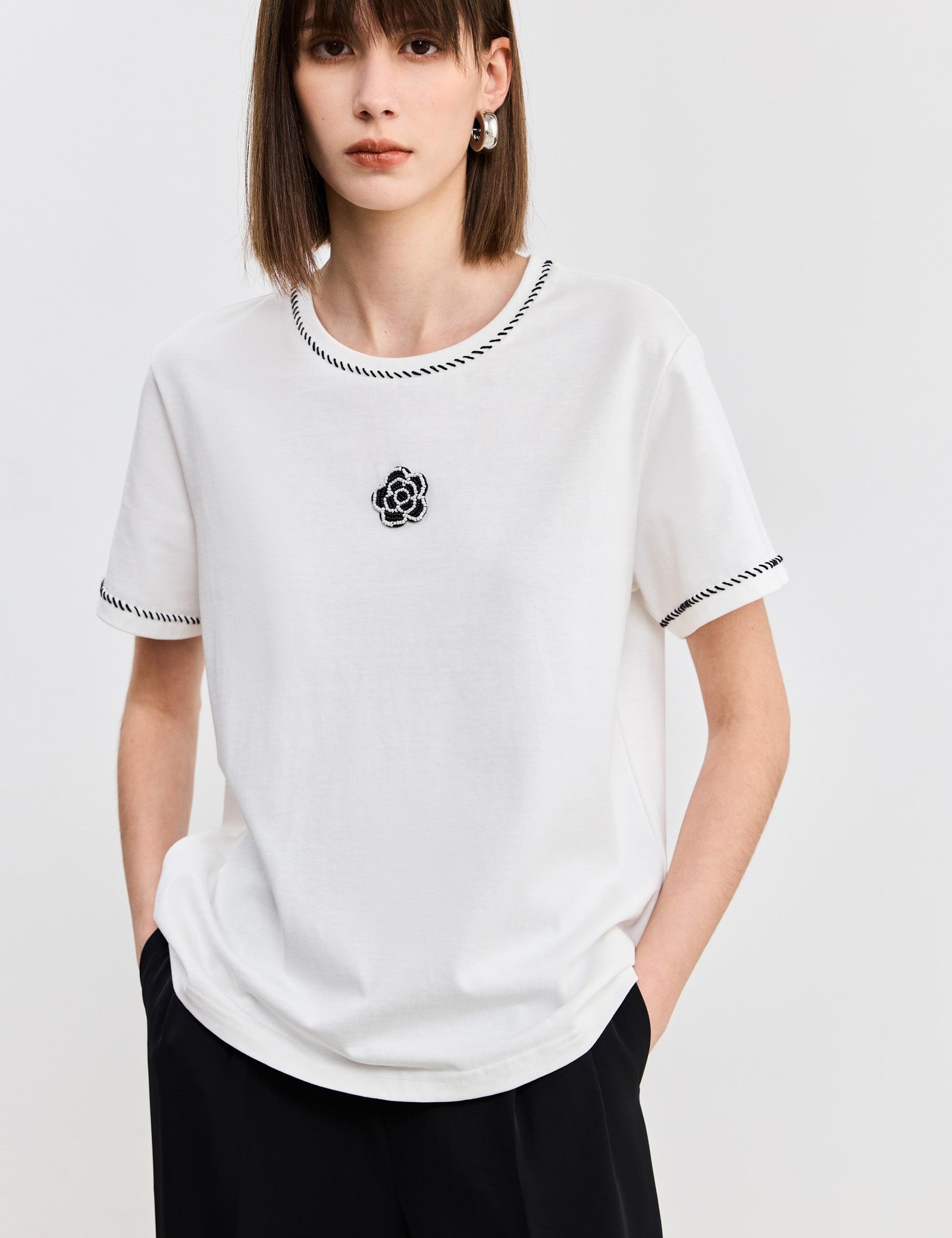 #color_White