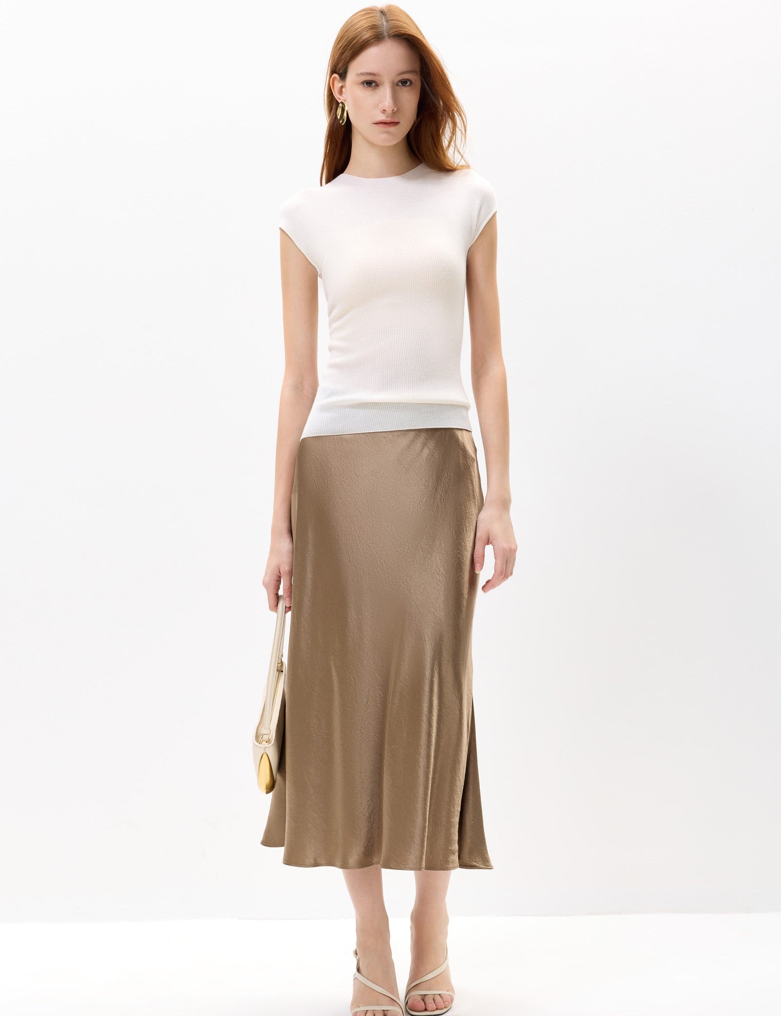 #color_Off White